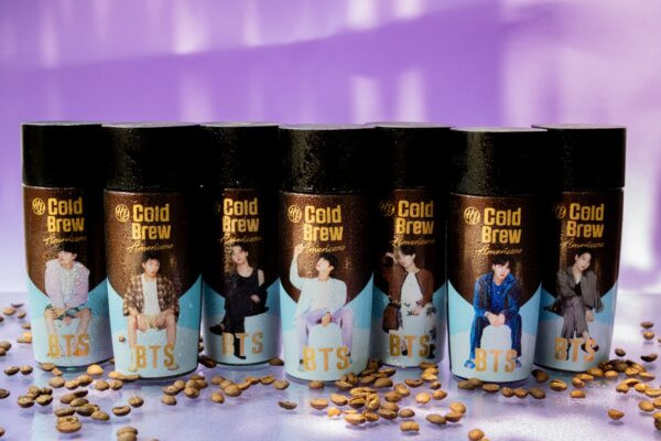 Paquete 2  Paldo BTS Cold Brew Americano 270ml + Photocard (Fanmade) - Image 2